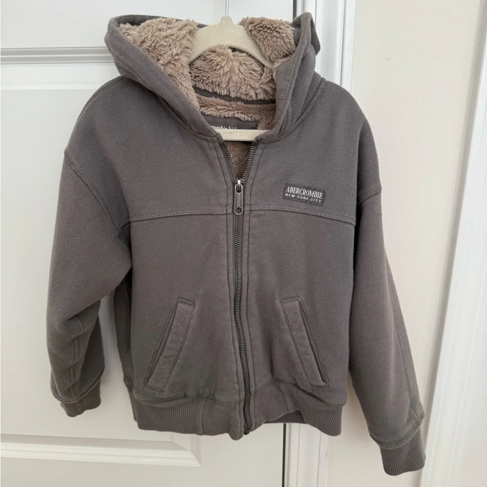 Abercrombie & Fitch Kids Gray jacket size 5-6 boys